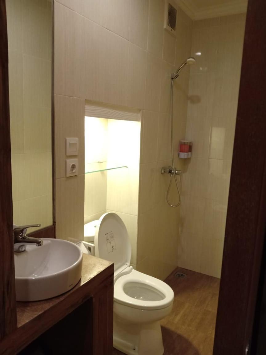 T & J Rooms スミニャック エクステリア 写真